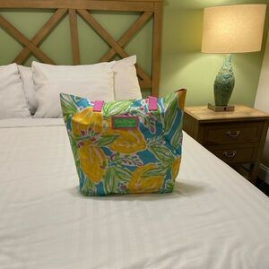 Lilly Pulitzer for Estée Lauder tote